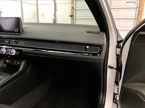 Used 2022 Honda Civic Sport image 15