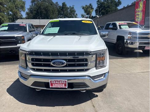 Used 2023 Ford F150 Lariat AWD/4WD image 2