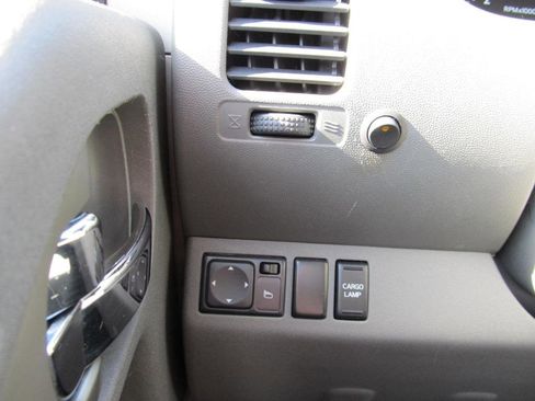 Used 2019 Nissan Frontier SV image 51