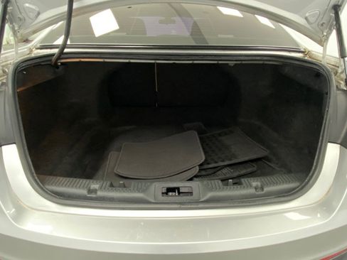 Used 2013 Ford Taurus SE image 37