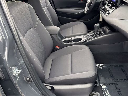 Used 2023 Toyota Corolla LE w/ Carpet Mat Package (TMS) image 28