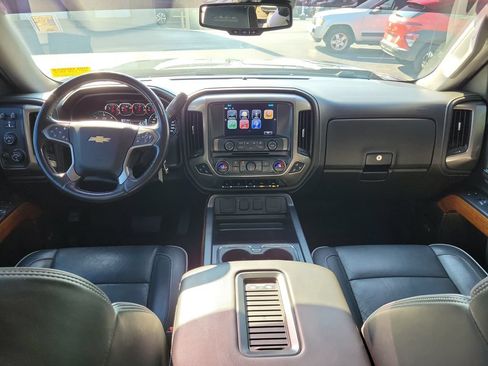 Used 2018 Chevrolet Silverado 1500 High Country AWD/4WD image 13