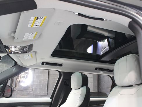 Used 2024 Land Rover Range Rover Sport Dynamic SE image 20