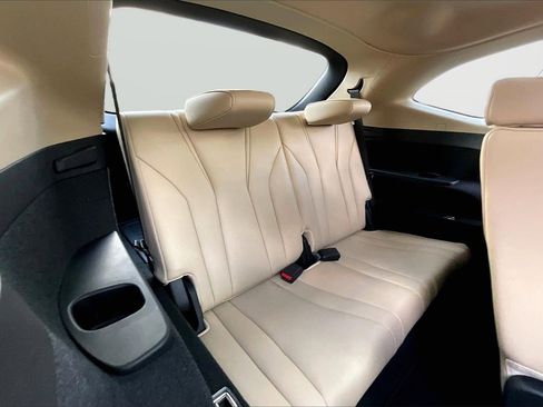 Used 2022 Acura MDX FWD w/ Technology Package image 26