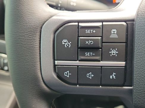 Used 2025 Ford F150 Lariat w/ Equipment Group 502A High AWD/4WD image 9