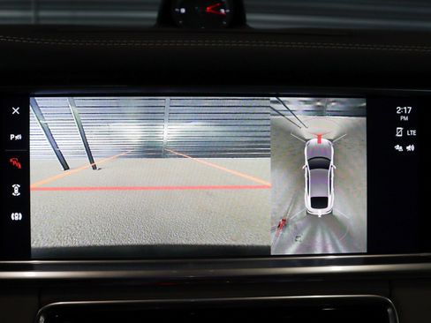 Certified 2022 Porsche Panamera image 21