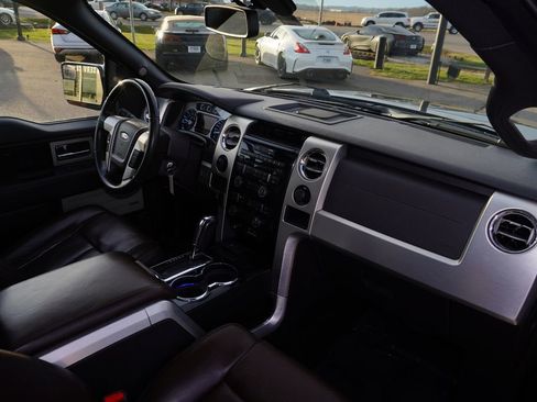Used 2011 Ford F150 Platinum image 32