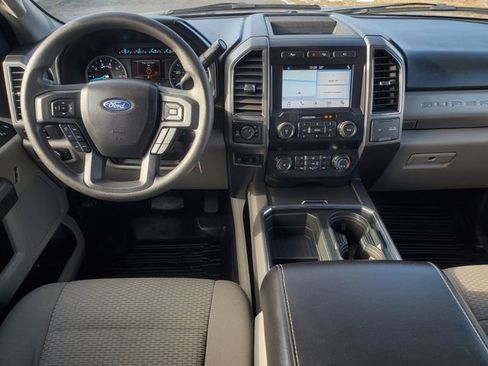 Certified 2019 Ford F250 XLT w/ XLT Premium Package image 23