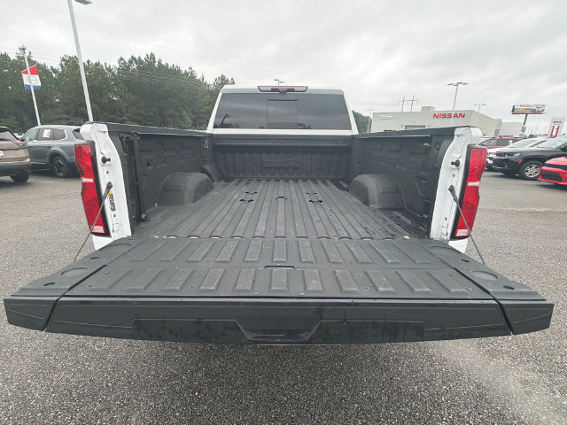 Used 2024 Chevrolet Silverado 2500 High Country w/ High Country Premium Package AWD/4WD image 18