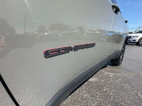 Used 2020 Jeep Compass Trailhawk w/ Leather Interior Group AWD/4WD image 9