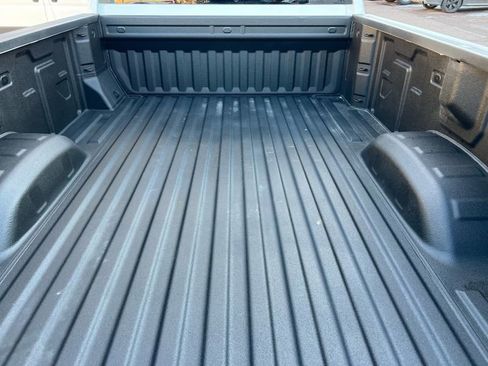 Used 2020 Chevrolet Silverado 2500 LT w/ Convenience Package image 13