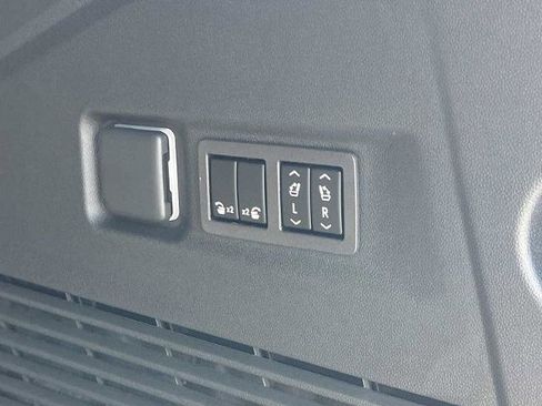 New 2026 GMC Yukon XL Denali image 23