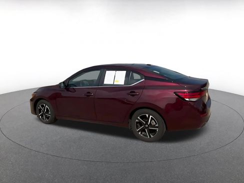 Used 2025 Nissan Sentra SV FWD image 8
