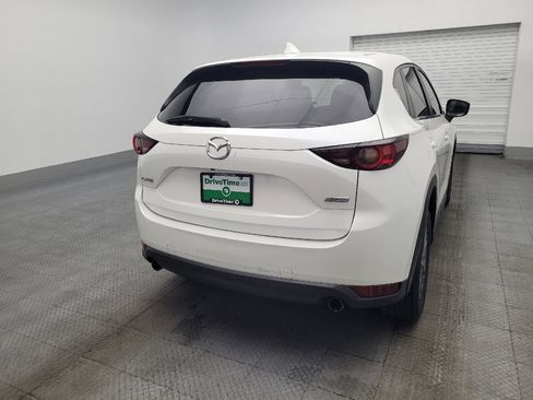 Used 2017 MAZDA CX-5 Touring w/ Preferred Equipment Package image 7