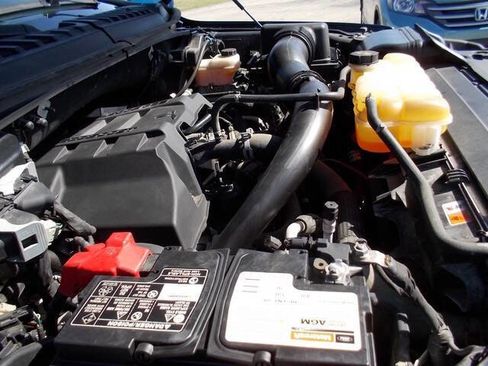 Used 2018 Ford F150 Lariat w/ Equipment Group 502A Luxury AWD/4WD image 24