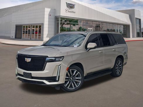 Used 2022 Cadillac Escalade Sport Platinum w/ Heavy-Duty Trailer Package AWD/4WD image 1