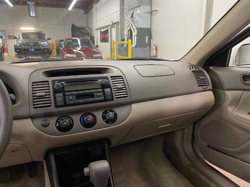 Used 2003 Toyota Camry LE image 17