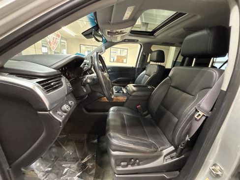 Used 2015 Chevrolet Suburban LTZ AWD/4WD image 18
