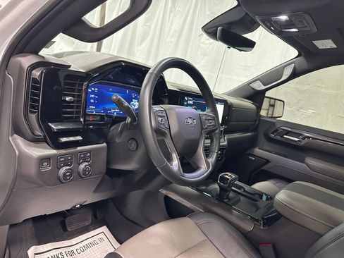 Used 2023 Chevrolet Silverado 1500 ZR2 w/ Technology Package AWD/4WD image 15