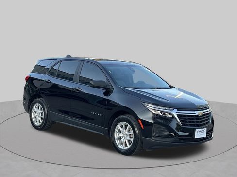 Used 2022 Chevrolet Equinox LS w/ Driver Confidence II Package FWD image 8