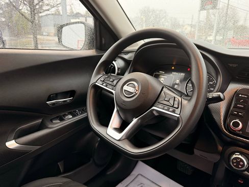 Used 2023 Nissan Kicks SV image 20