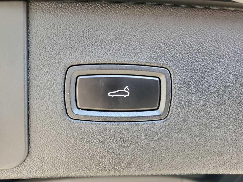 Used 2022 Porsche Cayenne AWD/4WD image 41