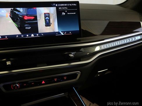 Used 2026 BMW X5 xDrive50e w/ Executive Package image 25