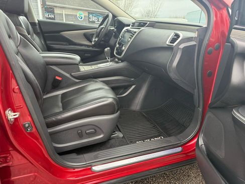Used 2017 Nissan Murano Platinum image 10