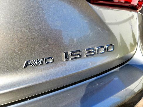 Used 2016 Lexus IS 300 AWD image 17