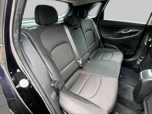 Used 2018 Hyundai Elantra GT FWD image 20