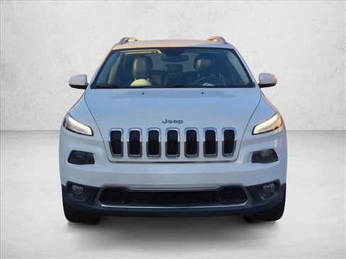Used 2016 Jeep Cherokee Limited AWD/4WD image 2