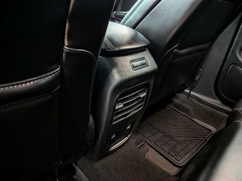 Used 2019 Lincoln MKC Select w/ Select Plus Package FWD image 19