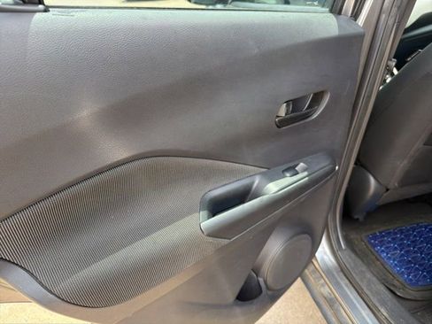 Used 2018 Nissan Kicks S w/ Interior Electronics Package FWD image 10