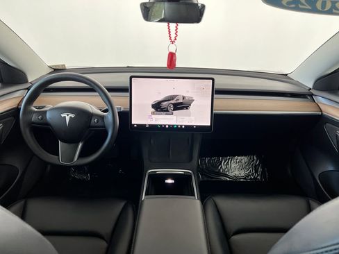 Used 2023 Tesla Model 3 Standard Range image 14