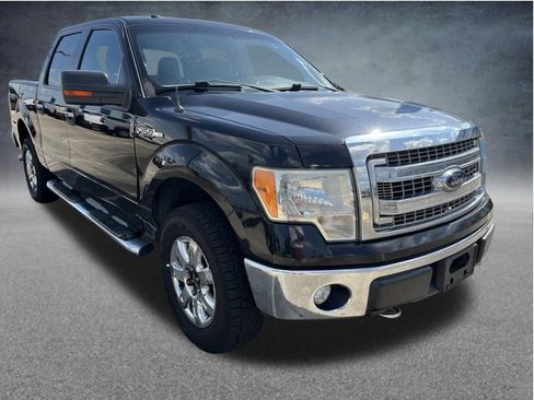 Used 2013 Ford F150 XLT w/ XLT Chrome Pkg AWD/4WD image 2