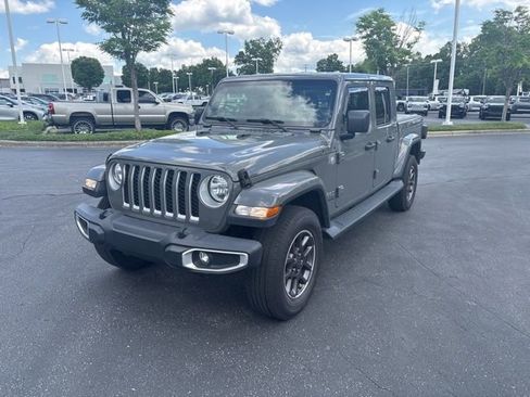 Used 2021 Jeep Gladiator Overland w/ Popular Equipment Package AWD/4WD image 4