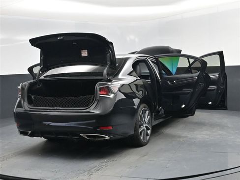Used 2017 Lexus GS 200t F Sport image 27