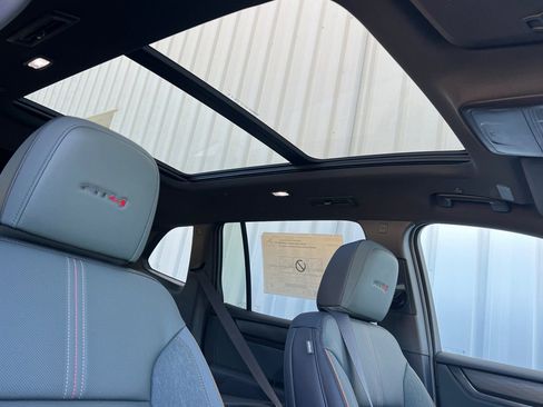 New 2026 GMC Acadia AT4 w/ Super Cruise Package AWD/4WD image 15