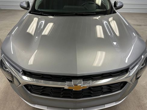 Certified 2024 Chevrolet Trax LT w/ Driver Confidence Package image 37