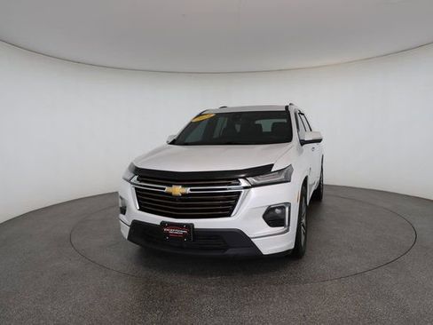 Used 2024 Chevrolet Traverse High Country image 32