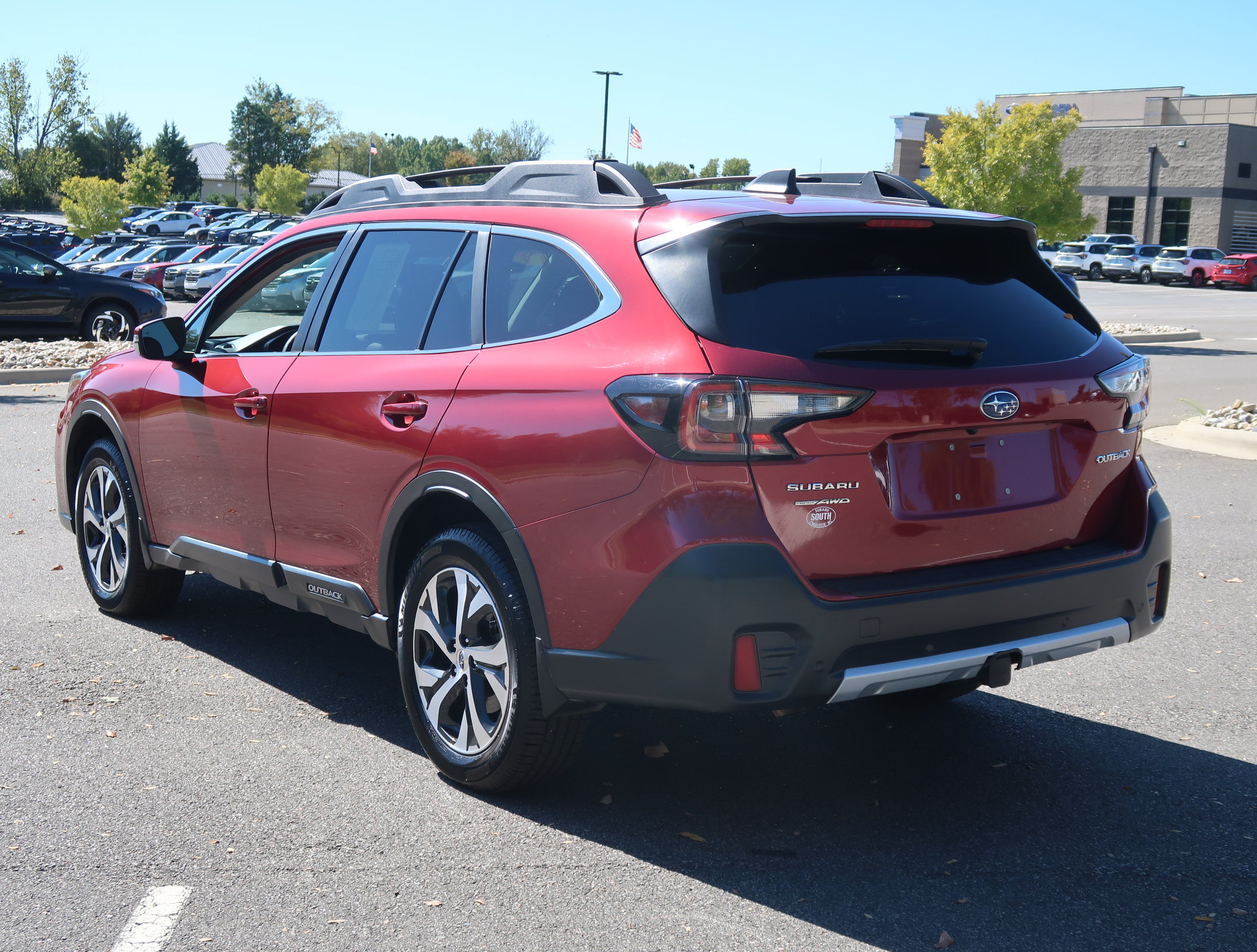Used 2020 Subaru Outback Limited w/ Popular Package #2 AWD/4WD image 6