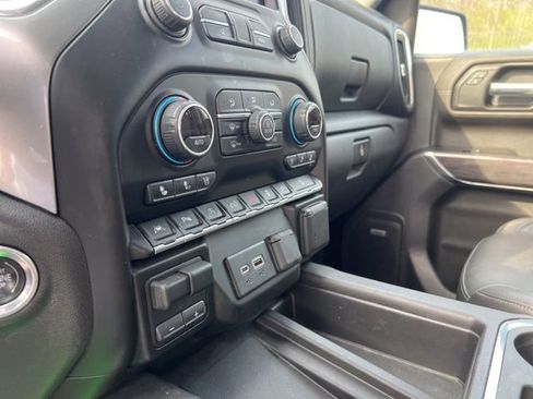 Used 2019 Chevrolet Silverado 1500 LTZ w/ LTZ Plus Package image 7