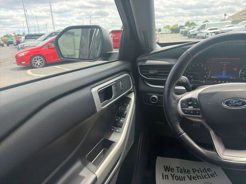 Used 2022 Ford Explorer XLT w/ Equipment Group 202A AWD/4WD image 15