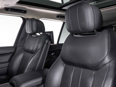 Used 2023 Land Rover Range Rover SE AWD/4WD image 17