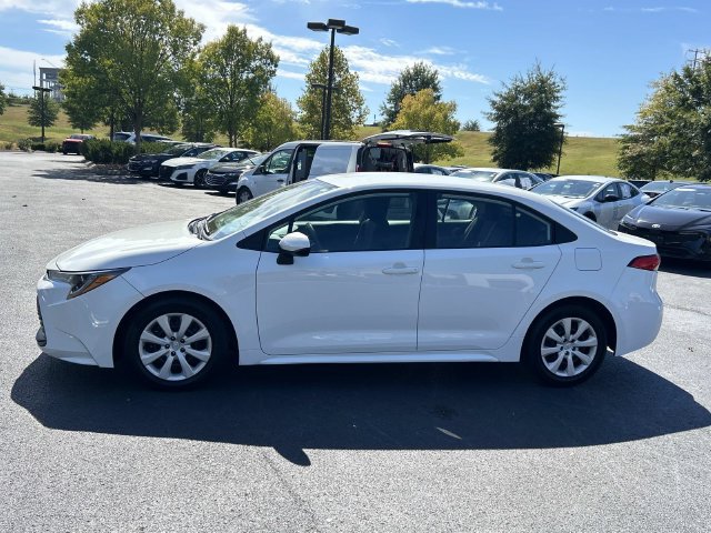 Used 2024 Toyota Corolla LE FWD image 7