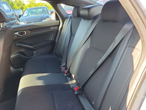 Used 2023 Honda Civic Sport image 16