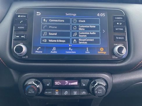 Used 2023 Nissan Kicks SR w/ SR Premium Package image 41