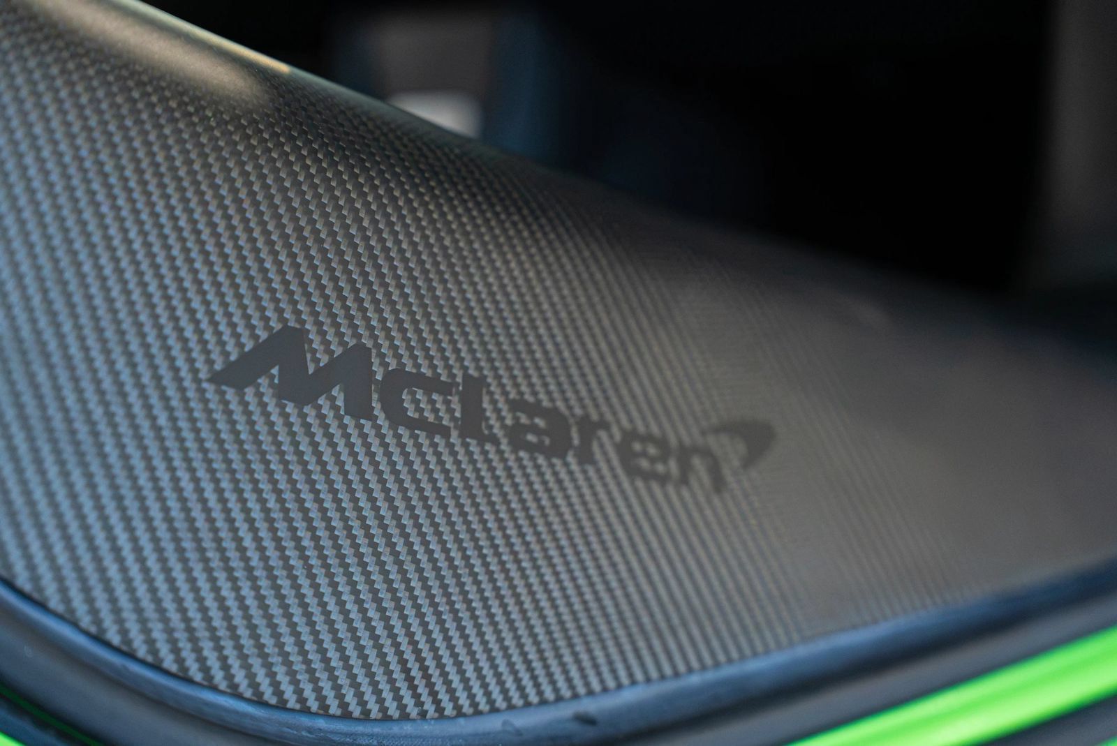 Used 2016 McLaren 570S Coupe RWD image 9