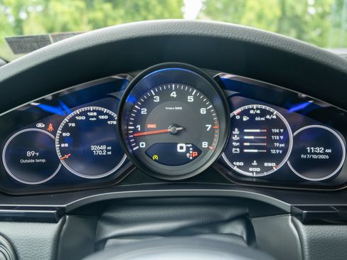 Certified 2023 Porsche Cayenne AWD/4WD image 28