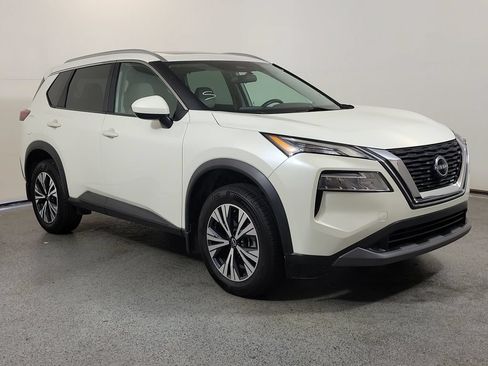 Used 2023 Nissan Rogue SV w/ SV Premium B Package FWD image 1